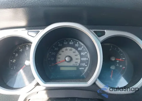 2004 Toyota 4Runner Sr5 V6 z USA, uszkodzony, nr VIN JTEBU14R640024509